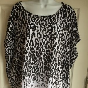 AVA & VIV Women’s Black Gray and White cap sleeve